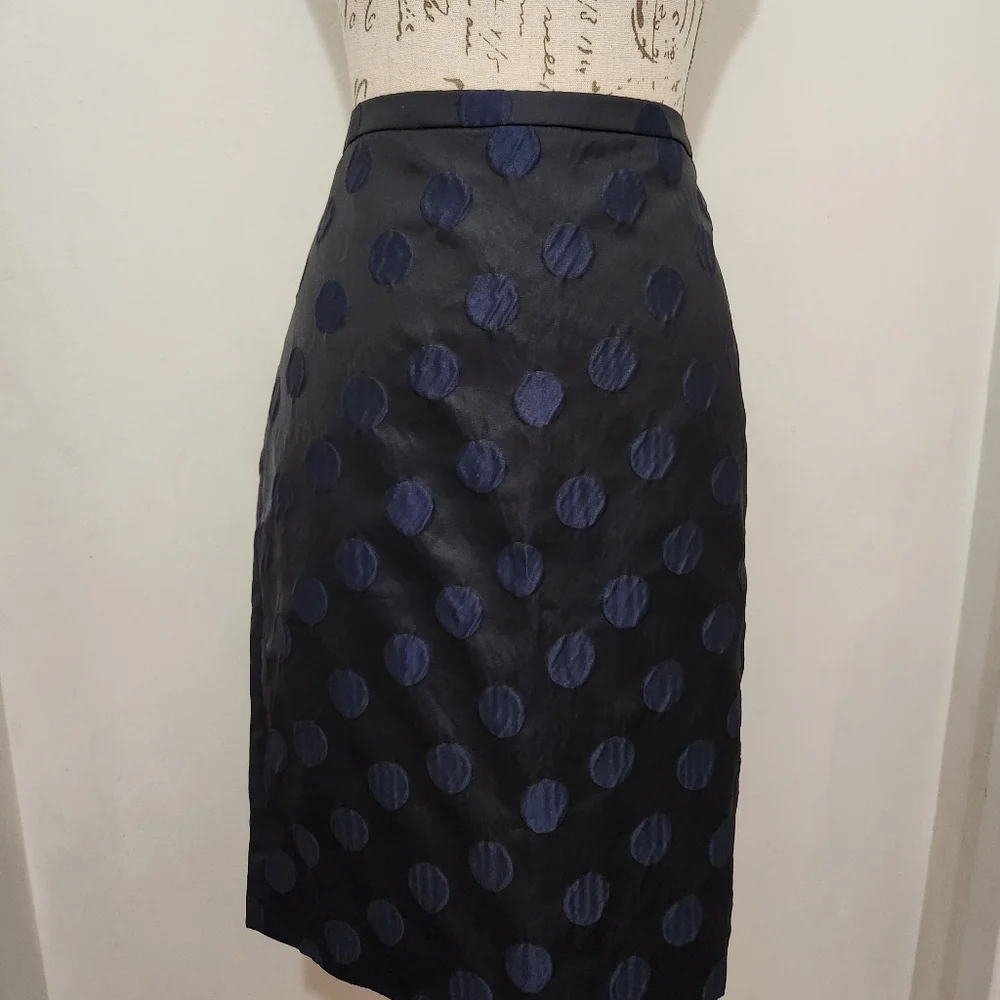 J. Crew Pencil Skirt. Black with Blue Textured Dots. Size 8.